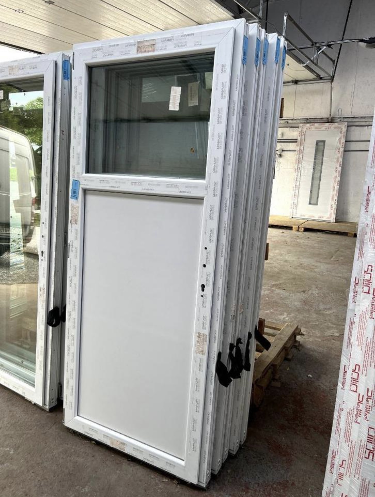 Porte de service PVC blanche