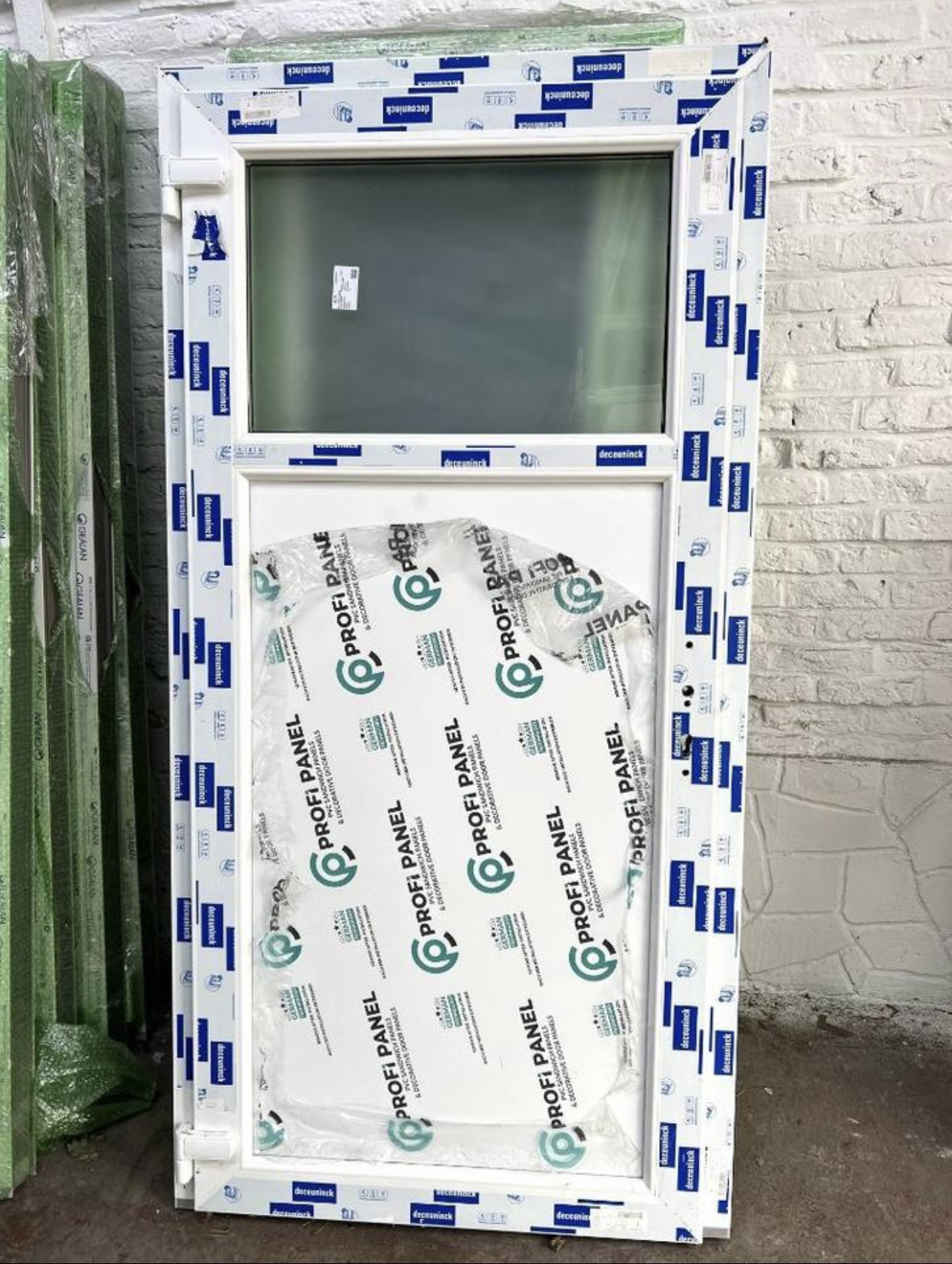 Châssis PVC double vitrage en stock